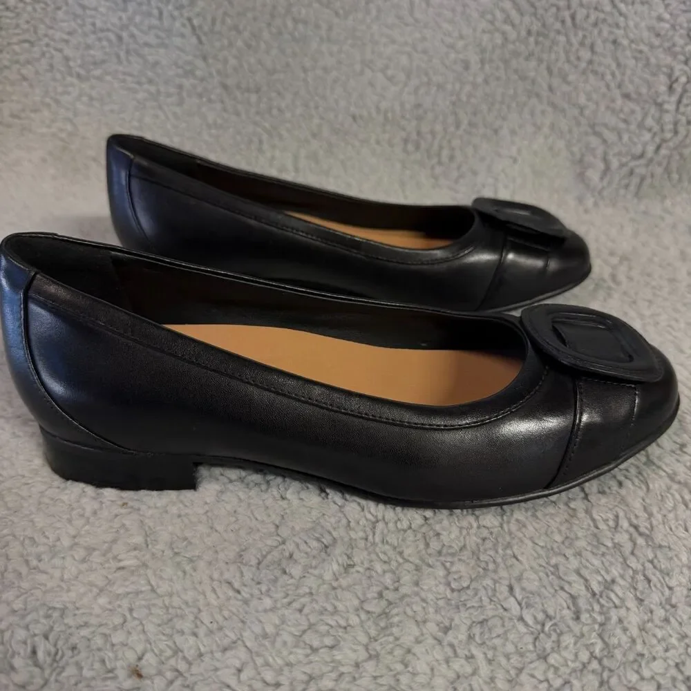 CLARKS Un Blush Cove Leather Pumps Womens 7.5 Black Low Heel Slip On Shoes
